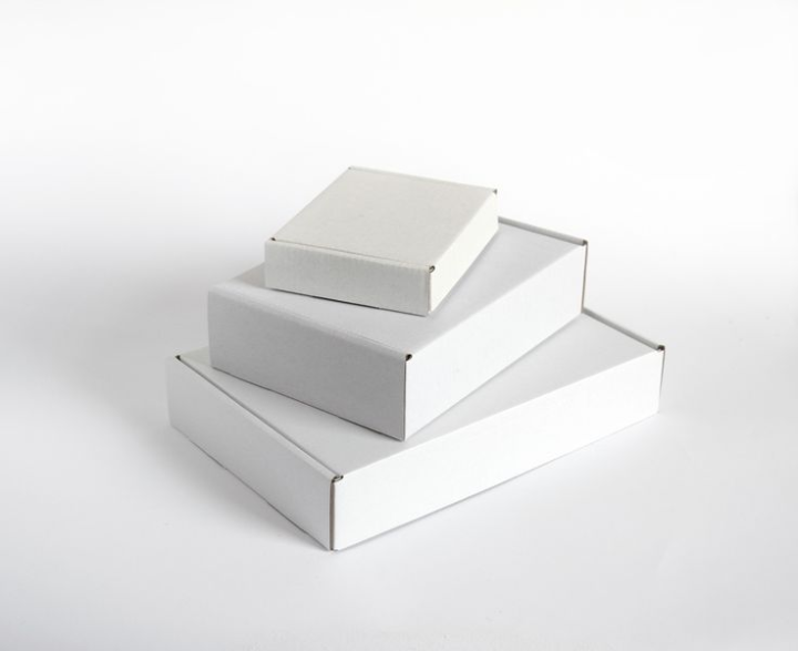 Custom Luxury Big White Premium Rigid Retail Packaging Boxes Bundle of 10/20/50 - All Sizes Corrugated Boxes