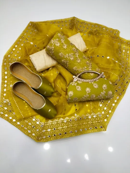 Girl's%20Dream%20Fashion%20New%20Winter%20Collection%202023%20Dresses%20for%20Women's%203Pcs%20Suit%20Fancy%20Dress%20for%20girls%20Party%20Collection%205Pcs%20Dress%20Pearls%20Dori%20Work%20Crinkle%20Chiffon%20Shirt%20Heavy%20Embroidery%20Plain%20handmade%20work%20duapta%20Fancy%20Pealrs%20Work%20clutch%20And%20Fancy%20Gift%20Free%20-%20Image%203
