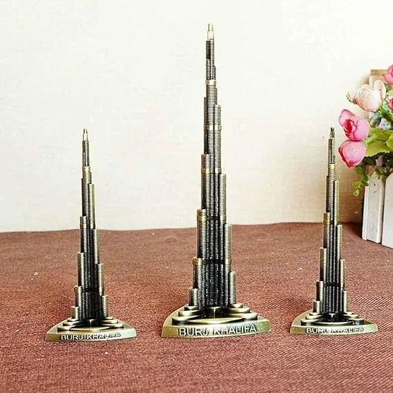 Dubai%20Burj%20Khalifa%20Souvenir%20Gold%20Metal%20Statue%20Sculpture%20(12cm)%20Collectible%20Monument%20Decorative%20Showpiece%20for%20Car%20Dashboard%20%7C%20Office%20Workstation%20Desk%20%7C%20Home%20D%C3%A9cor%20Tabletop%20-%20Image%206