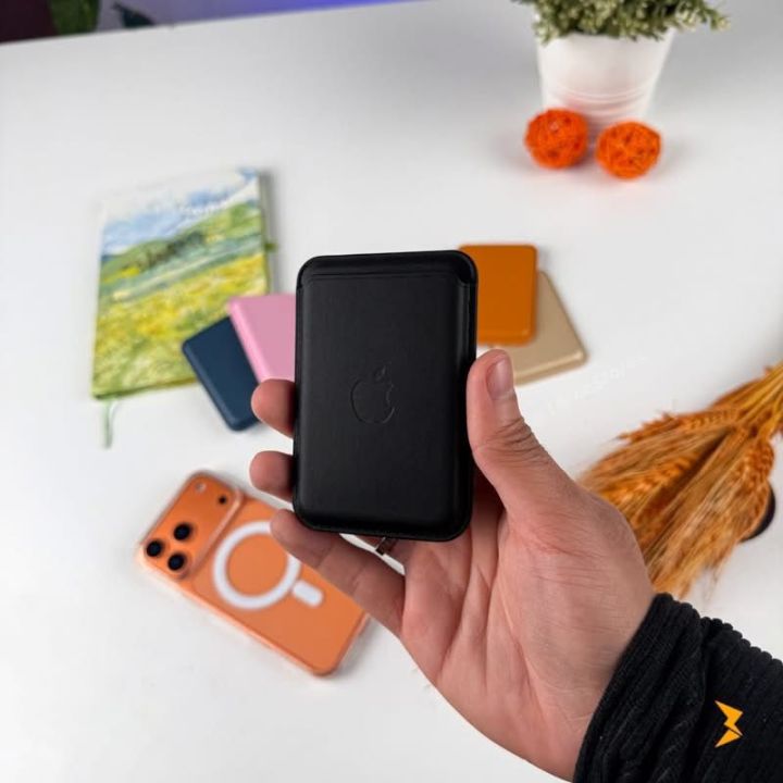 Leather%20Magsafe%20Animation%20iPhone%20Wallet%20High%20Quality%20-%20Image%203