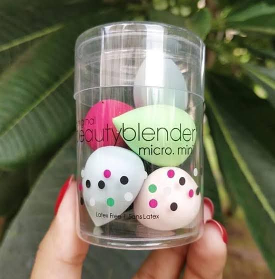 Mini Beauty Blender Makeup Sponge Blender Cosmetic Puff Makeup Sponge Cushion Foundation Powder Sponge Beauty Tool Make Up Accessories Set of 5 Mini Blenders, Multi-Shape