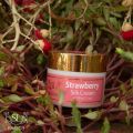 SL Basics Strawberry Silk Cream - Strawberry Silk Cream comes with a burst of fruity, creamy moisturizing recipe to give your skin a replenished, smoothened out, even-toned skin. Moisturizing Cream with Vitamin C.. 