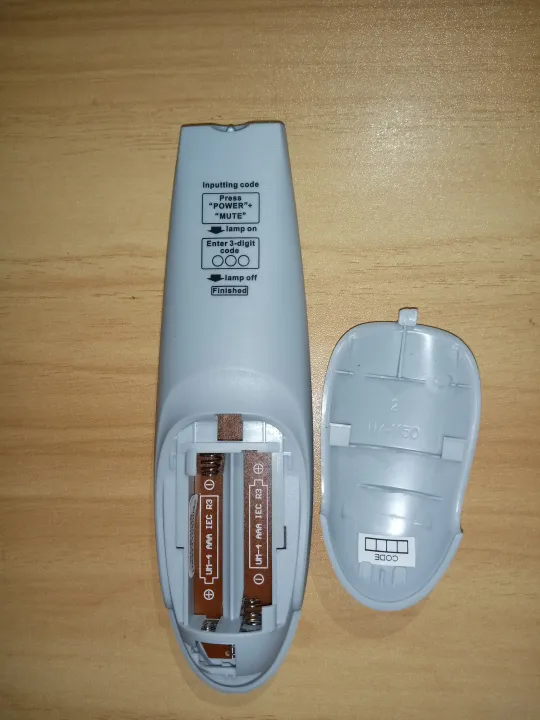 Universal%20Remote%20Control%20for%20All%20Woofer%20&%20Speaker%20Audonic%20remote%20-%20Image%204