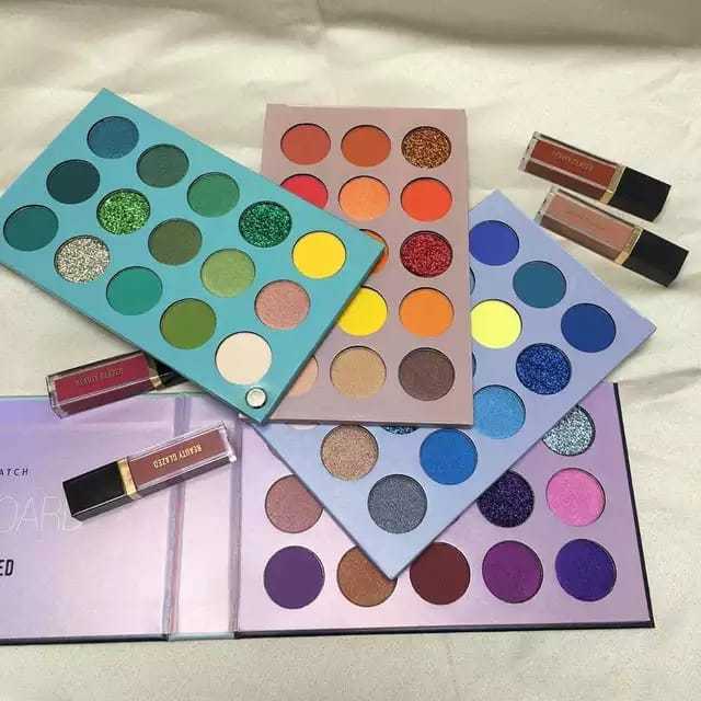 Beauty%20Glazed%20%20Colors%20Pearlescent%20Matte%20Eyeshadow,%20Eye%20Cosmetics,%20Makeup%20Palette,%204Folding%20Palette%20-%20Image%204
