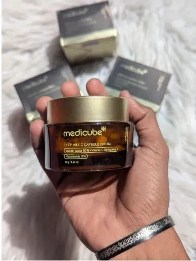 %7BMedi-cube's%7D%20Deep%20Vita%20C%20Capsule%20Cream%20%7C%20Brightening%20&%20Anti-Aging%20Skin%20Care%20%7C%20Vitamin%20C%20Serum,%20Super%20Serum,%20Vitamin%20C%20Cream%7C%20Made%20In%20Korea%20%7C%2055g%20-%20Image%202