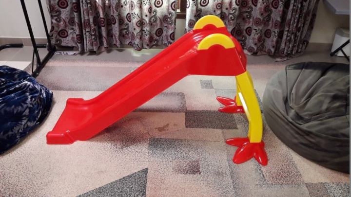 2%20Step%20Kids%20Fiber%20Smooth%20Heavy%20Plastic%20Slide%20for%20Indoor%20or%20Outdoor%20-%20Image%204