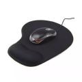 Mouse Pad With Gel Wrist Support. 