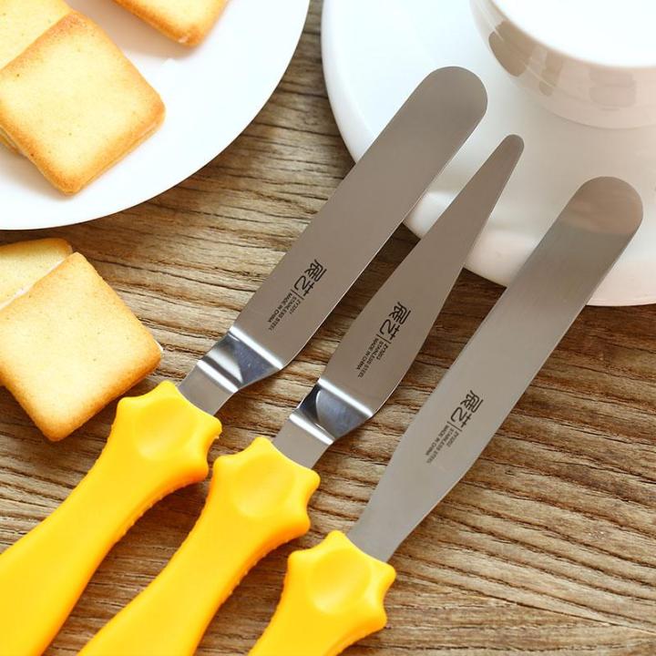 Professional Offset Icing Spatula Set with Plastic Handle -Two Angled and One Straight Spatula
