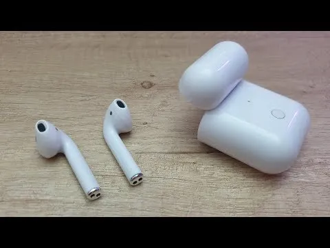 I-12%20earphone%20-%20Image%204