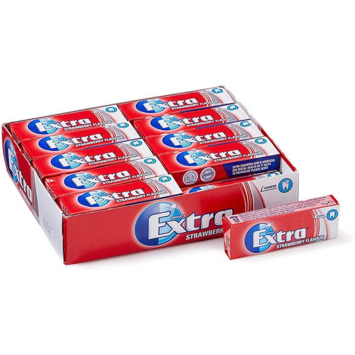 Extra Chewing Gum, Sugar Free, Strawberry Flavour, 3 Packs of 10 Pieces - Imported