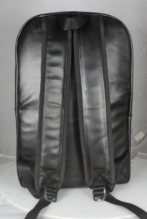 High-Quality%20PU%20Leather%20Laptop%20Backpack%2015-inch%20for%20Business%20Travel%20-%20Casual%20Style%20-%20Image%209