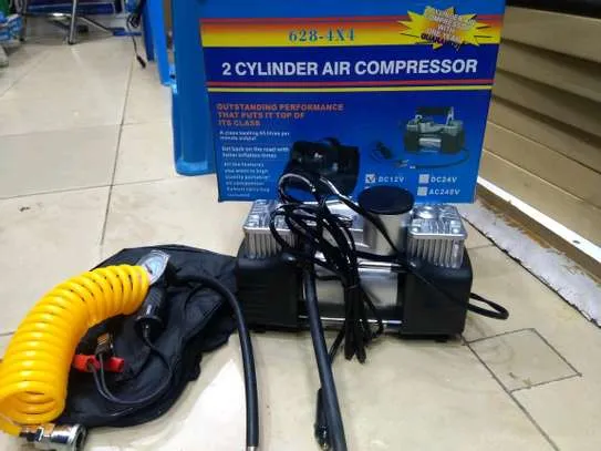 Portable%20Heavy%20Duty%202%20Cylinder%20Air%20Compressor%2012V%20628-4X4%20-%20Image%204