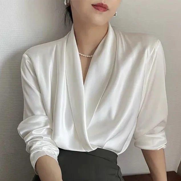 Trendy%20Cross%20Neck%20Shirt%20elegant%20design%20long%20sleeved%20top%20Cotton%20shirt%20For%20Womens%20and%20Girls%20-%20Image%203