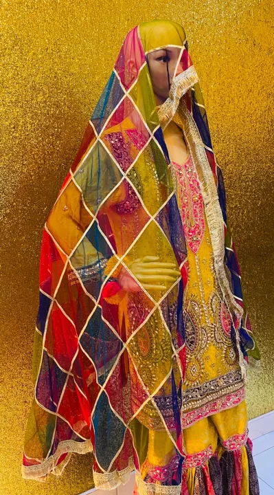 Multicolor%20Fancy%20Net%20Dupatta%20For%20girls%20Mehndi%20Mayun%20Mehndi%20Dholk%20-%20Image%204