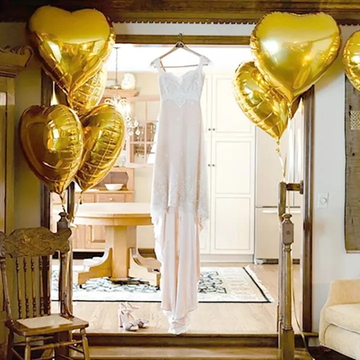 5%20Pieces%20Large%20Golden%20Heart%20Foil%20Balloons%2018%20Inches%20Size%20-%20Image%203