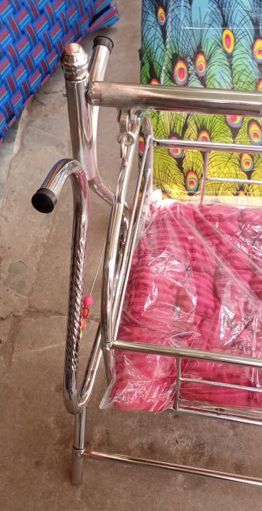 New%20Born%20Baby%20Swing%20Cradle%20with%20Soft%20Mattress%20-%20Image%205