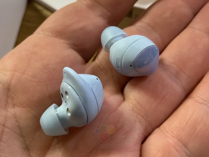 Samsung%20Galaxy%20Buds%20-%20Image%205