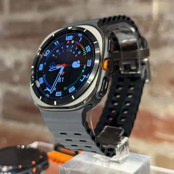 Samsung%20Galaxy%20JS%20Watch%207%20Ultra%20Smart%20Watch,%201.43%20inch%20AMOLED%20Display,%20Health%20and%20Fitness%20Tracking,%20IP68%20Waterproof,%20Compatible%20with%20iOS%20and%20Android,%20Multiple%20Strap%20Colors,%20Wireless%20Charging%20-%20Image%206