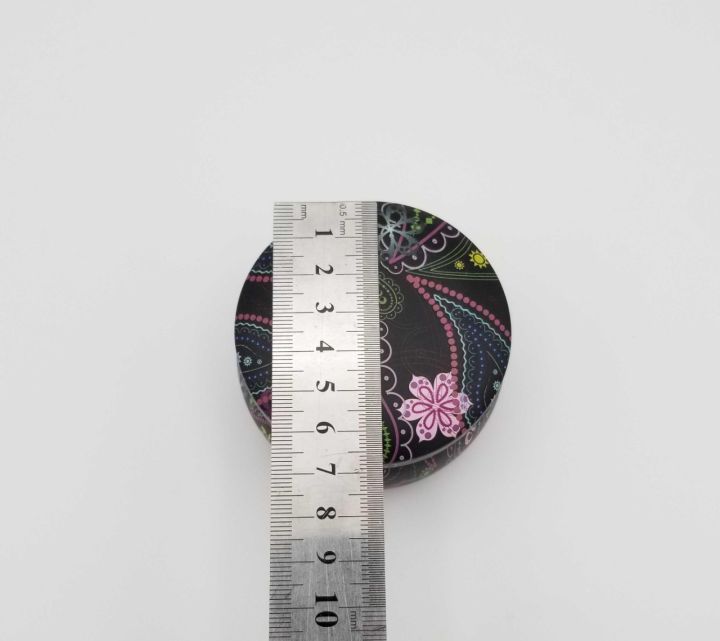 Beautiful%20Color%20Combination%20Tin%20Box%20-%20Gift%20Box%20-%20Showpiece%20-%20Round%20Tin%20Box%20-%20Image%203