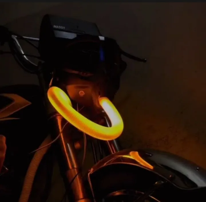 Motorcycle%20Fancy%20headlight%20mask%20complete%20with%20pipe%20and%20eyes%20light%2070%20and%20125%20-%20Image%204