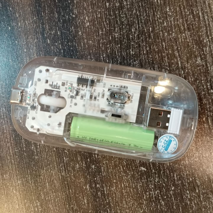 New%20Transparent%20Wireless+bluetooth%20Dual-mode%20Rechargeable%20Mouse%20-%20Image%204