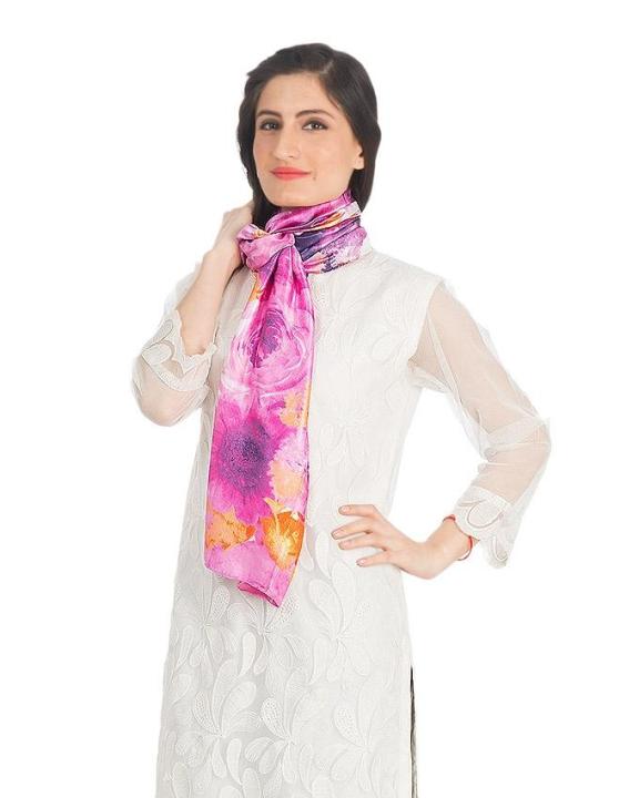 Women%20Silk%20Scarf%20-%20Image%203