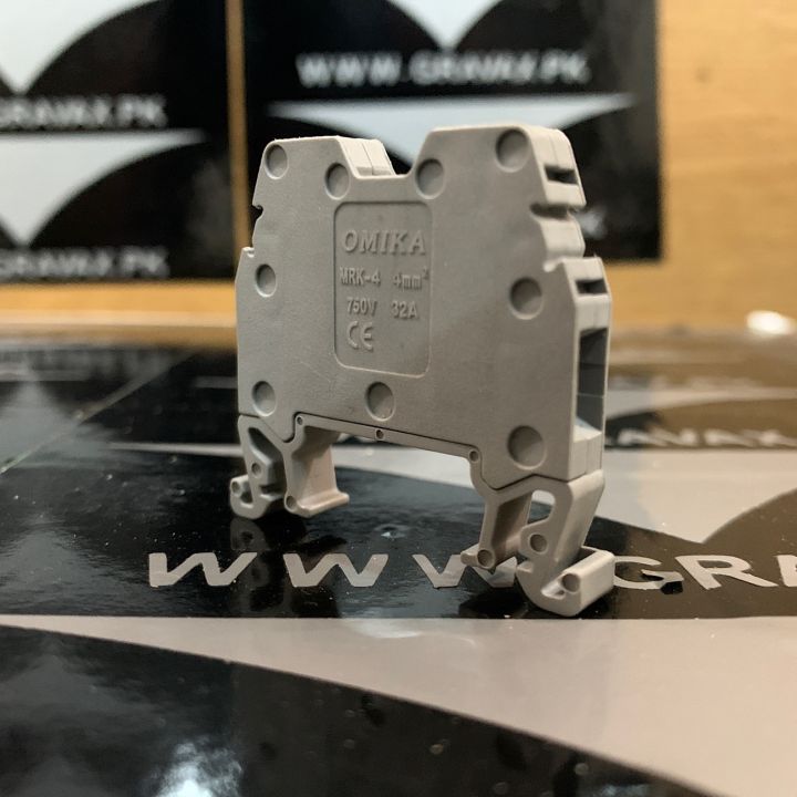 Omika%20line%20up%204mm%2032A%20750v%20Connector%20Screw%20Connection%20Din%20Rail%20Terminal%20Blocks%20-%20Image%202