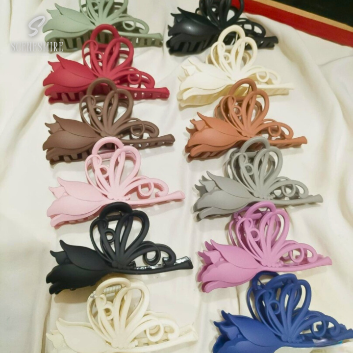 Scenesmire%20Rose%20Flower%20Hair%20Catcher%203-Inch%20Jaw%20Clip%20Plastic%20Catcher%20Clumps%20for%20Girls%20Women's%20Grip%20%20Claw%20New%20Fancy%20Hair%20Clips%20Casual%20Functional%20Fashion%20Floral%20Petal%20Hair%20Korean%20Hairpin%20Back%20Hair%20Multi-Color%20Catcher%20Clips%20for%20Women%20and%20Girls'%20Fashion%20Hair%20-%20Image%209