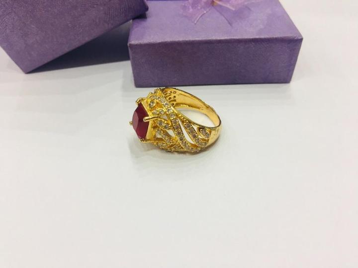 Ring%20gold%20plated%20one%20carat%20with%20white%20stones%20and%20ruby%20for%20women%20-%20Image%204