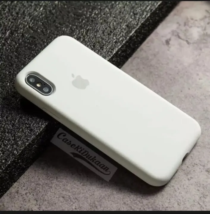 iPhone%20XS%20Max%20Silicone%20Case%20with%20Soft%20Microfiber%20Lining%20and%20Wireless%20Charging%20Support%20-%20Image%208