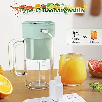 Small%20Portable%20Cup%20Blender%20-%20400ml%20Capacity,%20Rechargeable%20with%20Type-C,%20Great%20for%20Travel,%20Gym,%20and%20On-the-Go%20-%20Image%204