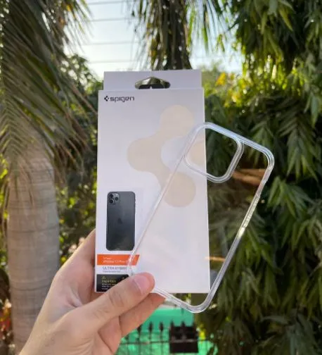 High%20Quality%20Spigen%20Clear%20Case%20For%20Iphone%20X%20&%20XS%20/%20Iphone%20XS%20Max%20-%20Image%204