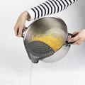 CLIP-ON POT PASTA STRAINER PLASTIC VEGETABLE FRUIT PASTA COLANDER. 