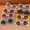 1Pcs Personal Glasses Children's Ornament Sunglasses Plastic Sunscreen Round Shape Nice Gift Ultraviolet-proof for Boy Girl. 