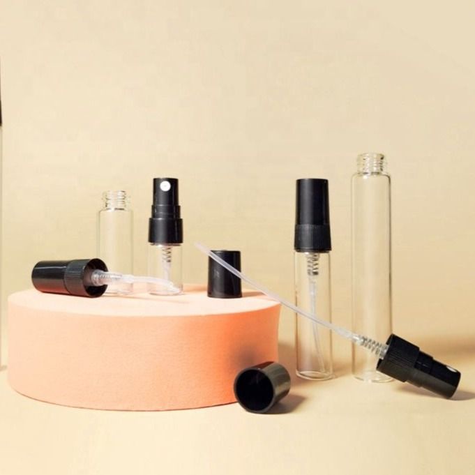 5Ml%20Mini%20Pocket%20Size%20Refillable%20Empty%20Bottle%201PCS%20Crystal%20small%20mini%20Custom%20Refillable%20empty%20cosmetic%20luxury%20perfume%20glass%20bottle%20-%20Image%204