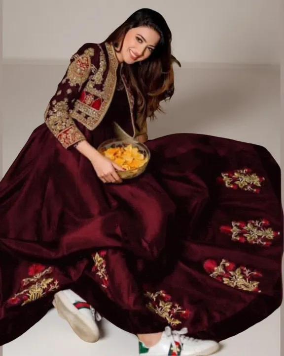 Designer%20Fully%20Embroidered%20Silk%20Maxi%20with%20Matching%20Embroidered%20Koti%20%E2%80%93%20Ready%20to%20Wear%20Formal%20Wedding%20Dress%20for%20Girls%20&%20Women%20-%20Image%205