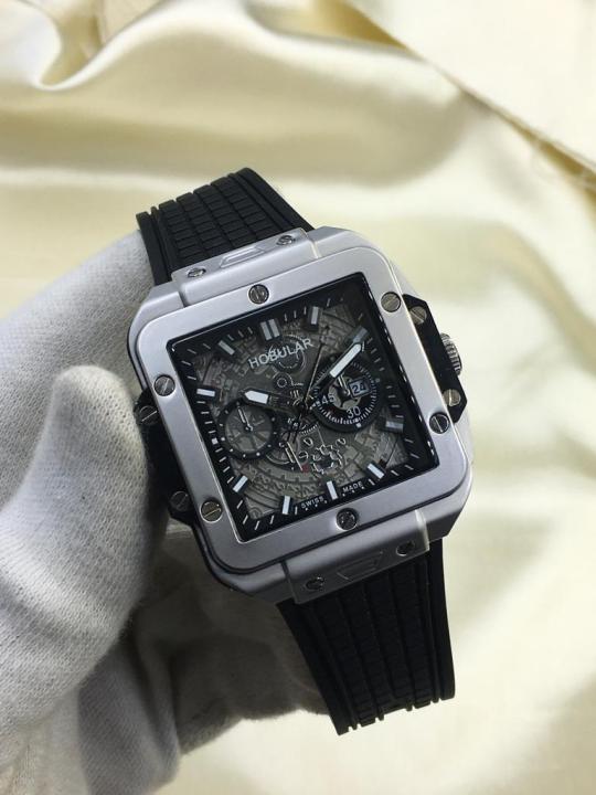 HOBULAR STRAP WATCH  WITH DATE WORKING MASTER LOCK   PRICE 2900