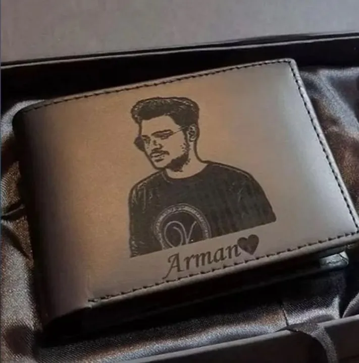 Customized%20Picture%20And%20Name%20Engraved%20Leather%20Wallet%20For%20Men%20With%20Beautiful%20Box%20Packing%20-%20Image%203