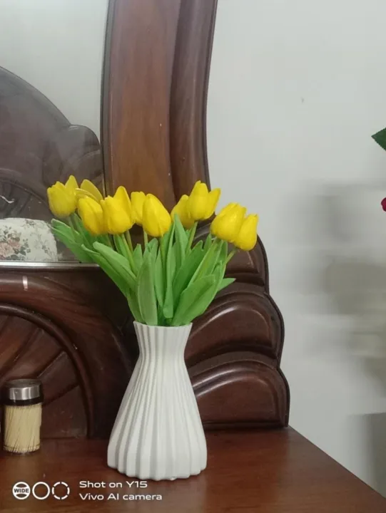 Unbreakable%20Plastic%20Flower%20Vase%206.5%20Inches%20Height%203%20Inches%20Diameter%20Durable%20Home%20Decor%20-%20Image%203