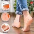 Moisturizing Silicone Anti-Crack Socks. 