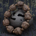 Agarwood bracelet carved Buddha head Buddha beads for men and women agarwood bracelets for men and women to play with beads Buddha beads bracelets. 
