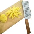 Crinkle Cut Potato/Chip/Fruit/Vegetable Wavy Blade Cutting with Wooden Handle/French Fry Potato Cutter. 