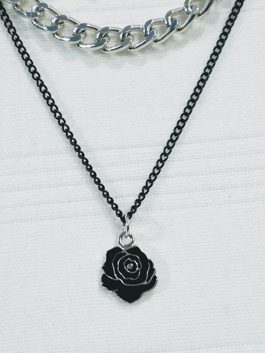 Elegant%20Multi%20Layered%20Chains%20Designer%20Necklace%20-%20Image%202