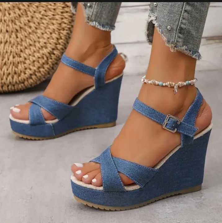 Urban%20Edge:%20Women%E2%80%99s%20Denim%20Heels%20New%20Collection%20-%20Image%207
