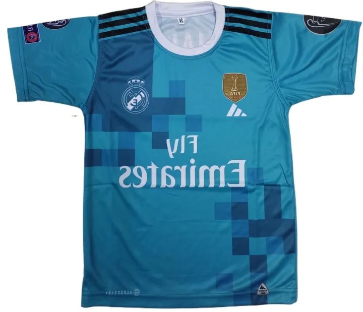 ronaldo%20real%20madrid%20l%20foot%20ball%20kit%20%20for%20kid%20grey%20-%20Image%203