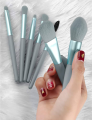 Makeup Brush Set - 8 Piece Make Up Brushes Kit With Pouch. 