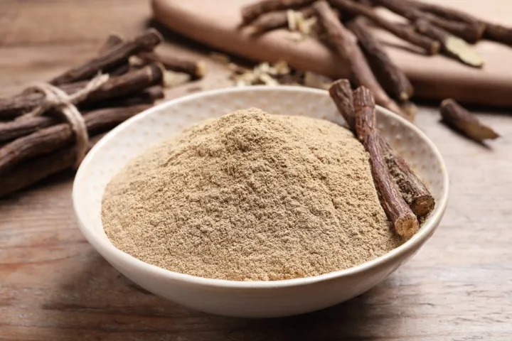 Mulethi%20(Licorice)%20Powder%20%E2%80%93%20100g%20%7C%20Organic%20Licorice%20Root%20Powder%20for%20Skin%20Brightening%20&%20Throat%20Relief%20%7C%20Herbal%20Extract%20-%20Image%202