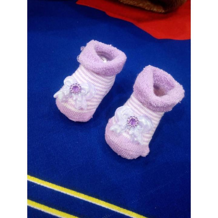 Cute Looking Newborn Baby Shocks for Girls Booties (Toe to Heel