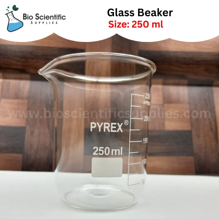 Glass%20Beaker%20250%20ml%20Pyrex,%20Low%20Form%20Griffin,%20Borosilicate%203.3%20Glass,%20marking%20Scale,%20Graduated.%20Glass%20Beaker%20High%20Quality,%20Laboratory%20use%20-%20Image%202