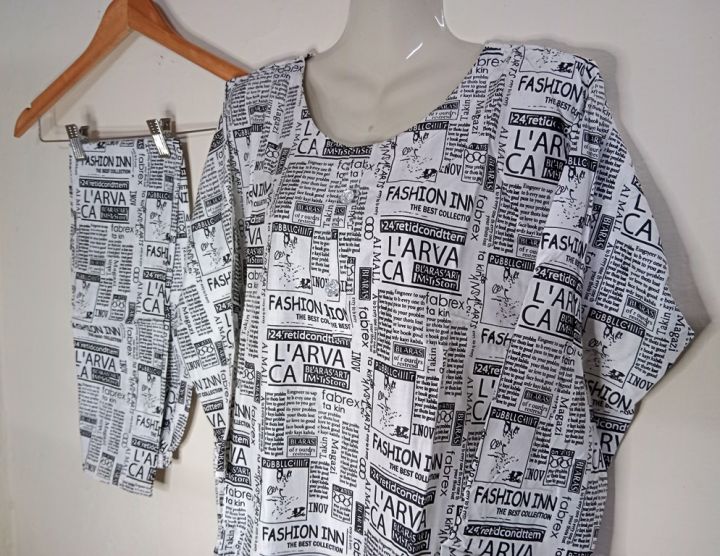 Women's%20Soft%20Linen%20Shirt/Kurtie%20-%20News%20Print%20Design,%20Ready%20to%20Wear%20-%20Image%208